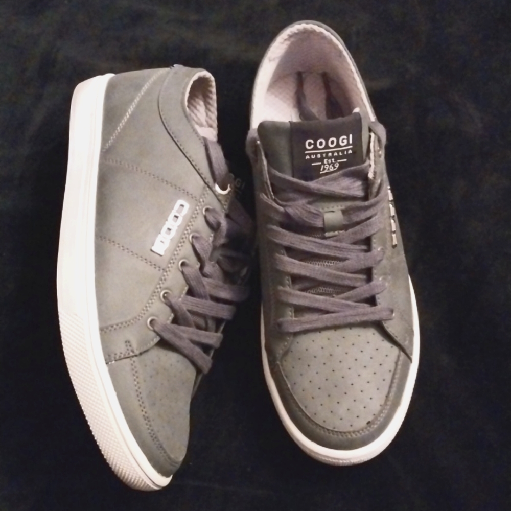 Coogi Australian size 11 men's gray shoes